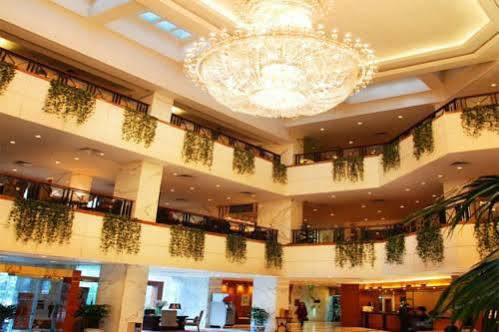Lanzhou Legend Hotel Exterior foto